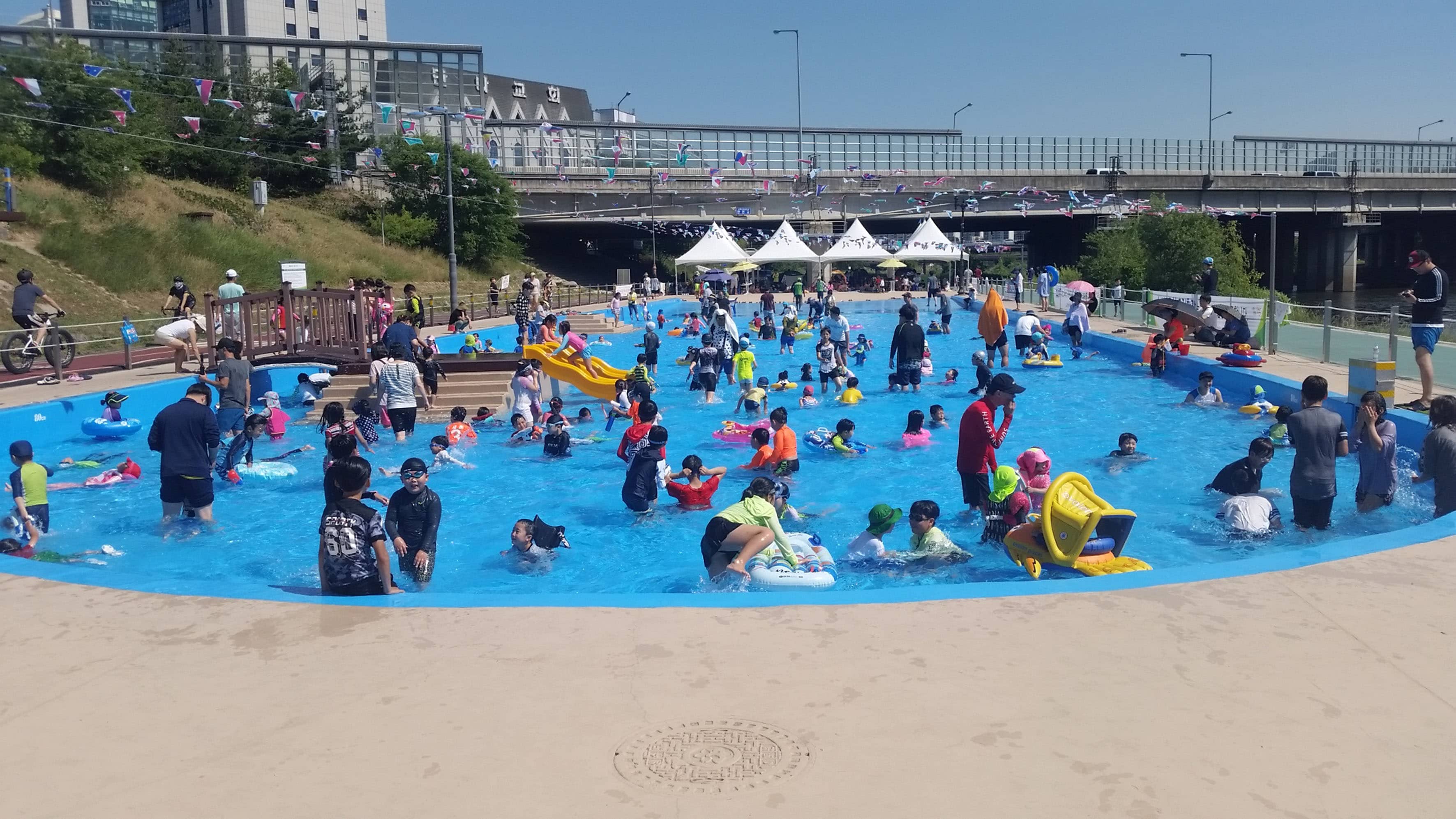 성남시 25곳 탄천·공원·놀이터 물놀이장 25일 개장