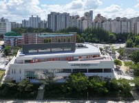  width: 100%; height : 150px