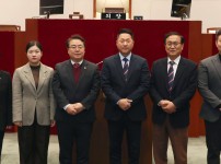  width: 100%; height : 150px