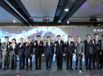  width: 100%; height : 150px