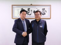  width: 100%; height : 150px