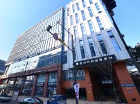  width: 100%; height : 150px