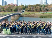  width: 100%; height : 150px