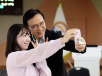  width: 100%; height : 150px