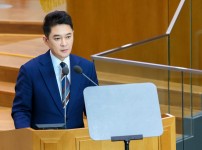  width: 100%; height : 150px