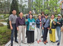  width: 100%; height : 150px