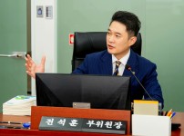  width: 100%; height : 150px