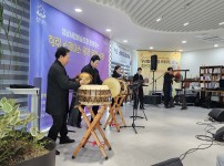  width: 100%; height : 150px