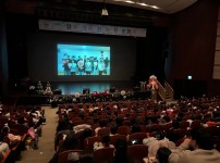  width: 100%; height : 150px