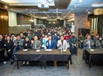  width: 100%; height : 150px