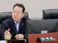  width: 100%; height : 150px