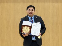  width: 100%; height : 150px