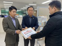  width: 100%; height : 150px