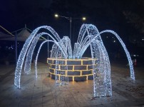  width: 100%; height : 150px