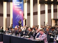  width: 100%; height : 150px