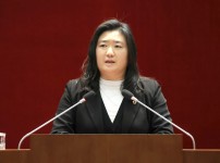  width: 100%; height : 150px