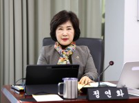  width: 100%; height : 150px